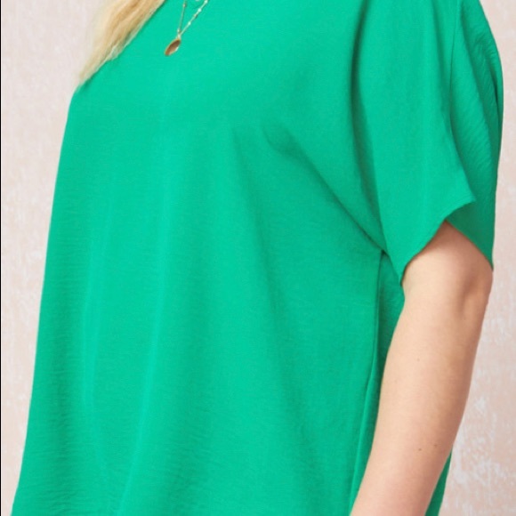 Basic V Neck top - Picture 2 of 3